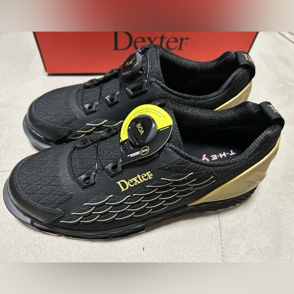 Professional bowling shoes size 11.5 be Dexter